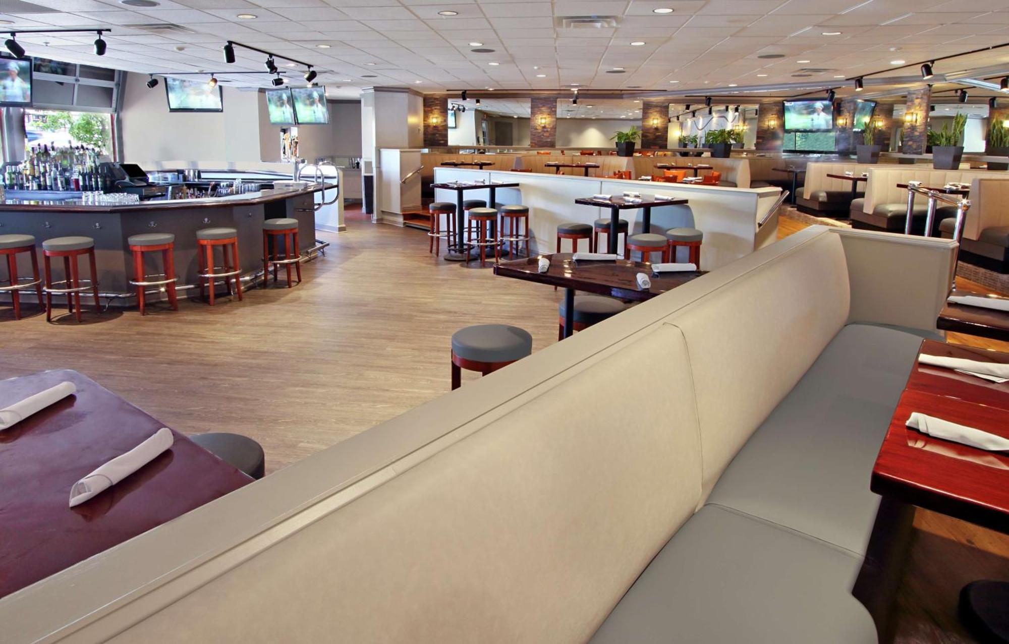 Hotel Doubletree By Hilton Mahwah Esterno foto