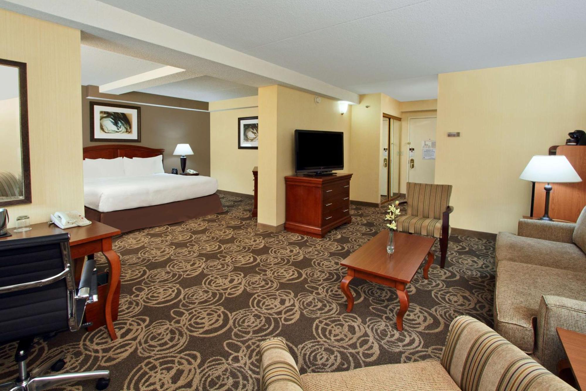 Hotel Doubletree By Hilton Mahwah Esterno foto